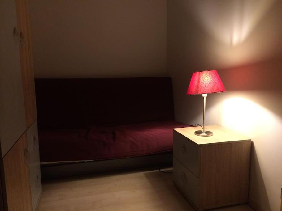 Nice Room, Комната, Pokoj Miedzy Airport Wro A Centrum Wroclaw Exterior photo